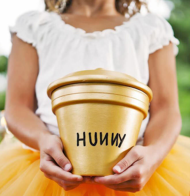 Winnie the Pooh party DIY honey pot