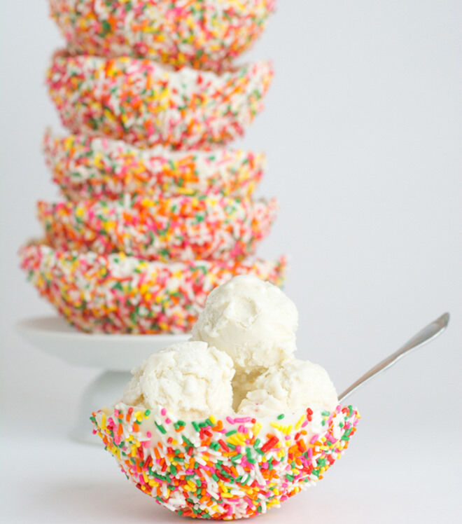 Sprinkle bowl - how to throw a deliciously fun ice cream party.