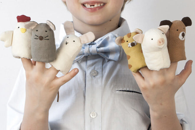 Farm finger puppets in a jar to entertain baby on a long haul flight