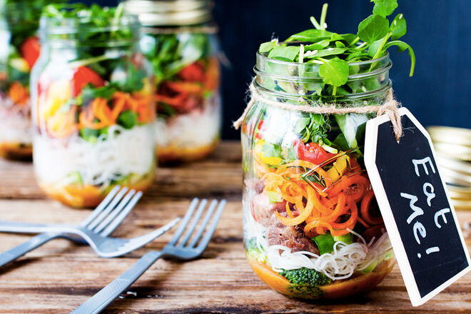 Thai noodle lunch salad jar recipe