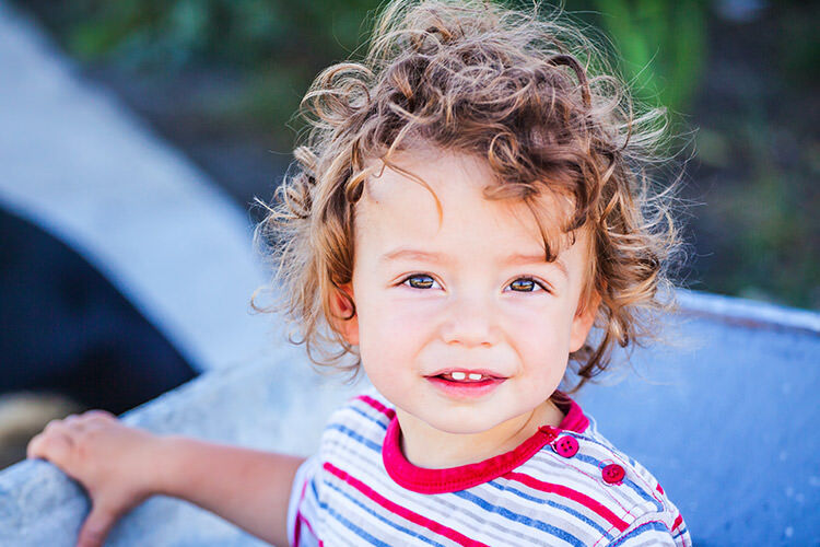 6 tear-free solutions to tame baby curly hair | Mum's Grapevine