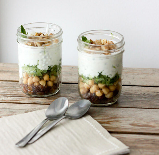 Lunch in a Jar. This Minty Yogurt Parfaits are the perfect working Mums healthy lunch.