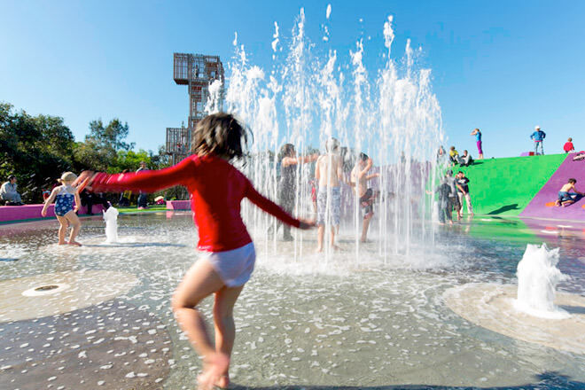 Blaxland-Riverside-Park water play