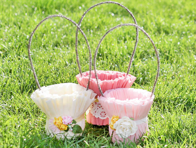 DIY crepe paper Easter baskets