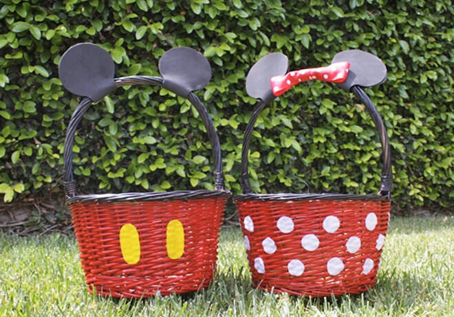 Mickey Minnie Disney Easter baskets