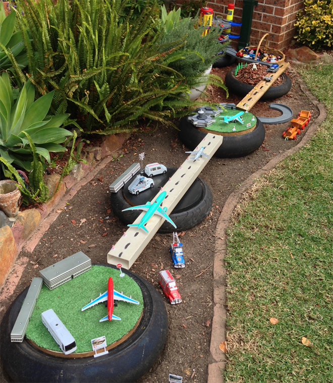 Diy race car store track for toddlers