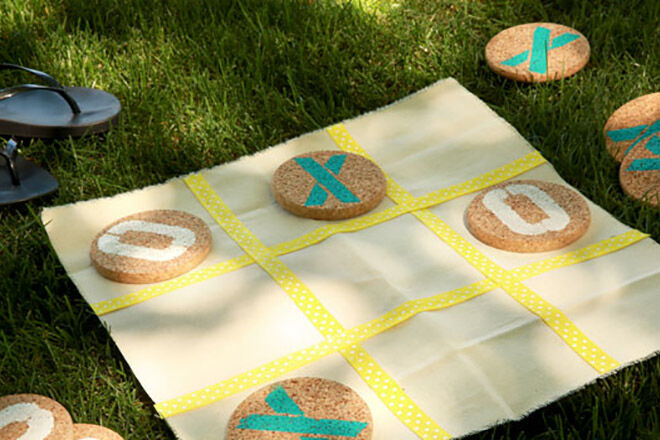 Get outside and get the kids playing tic tac toe with these DIY ideas.