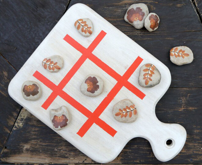 Use a bread board to create your own tic tac toe.