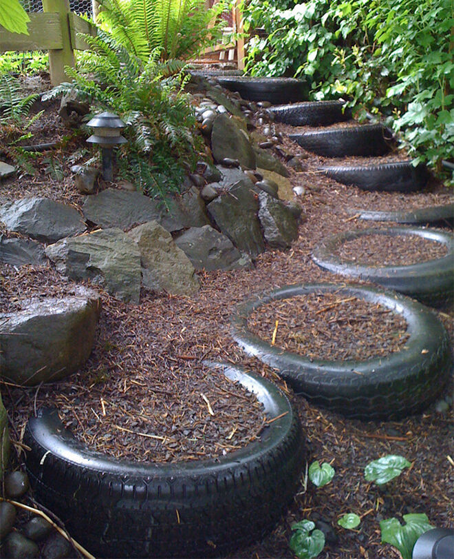 Outdoor steps. Recycled tyre ideas.