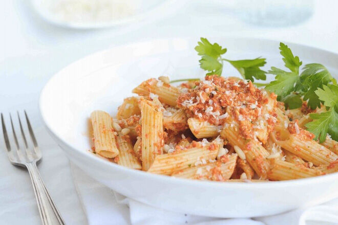 Roast-capsicum-pesto-pasta