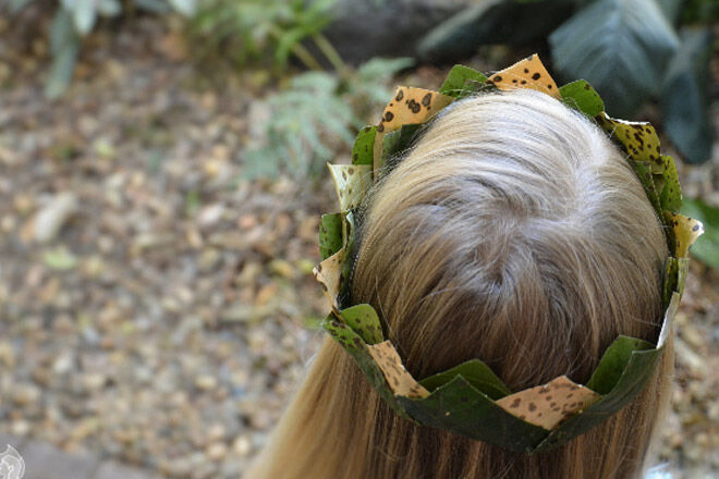 autumn-activites-leaf-crown