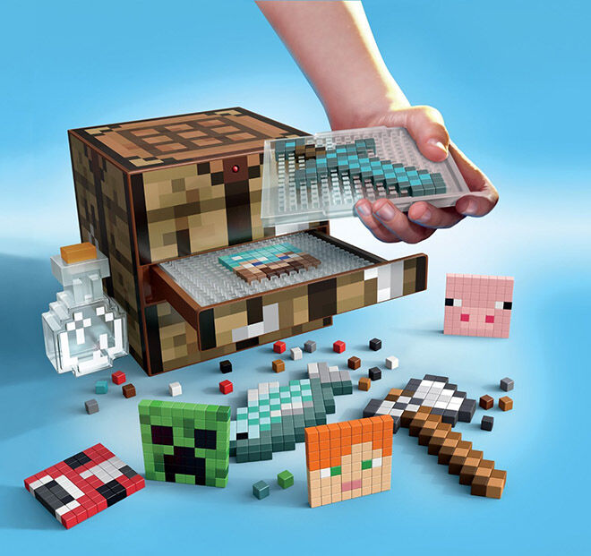 Minecraft Crafting Table - Minecraft Gift Guide