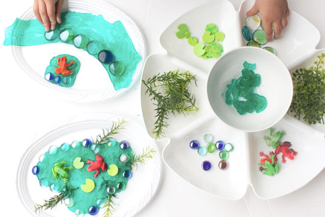 Sensory-play-frog-pond