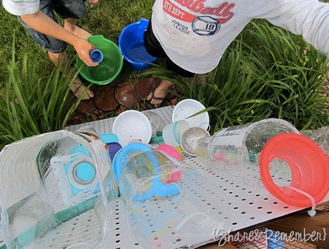 Sensory-play-water-wall