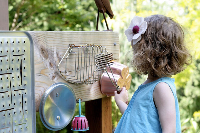 sensory-play-music-wall