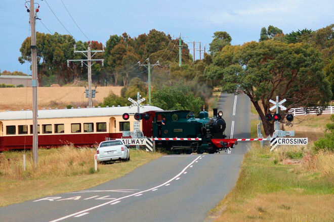 victoria kid rail train family