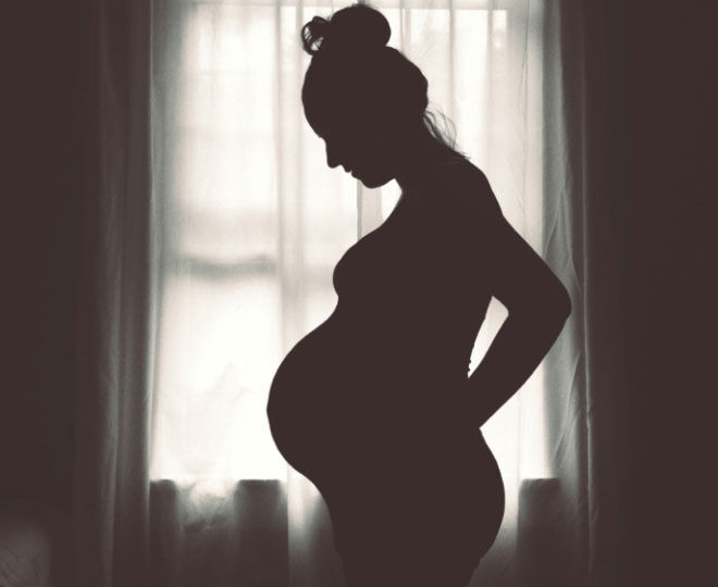 Record Pregnancy - Silhouette Photo