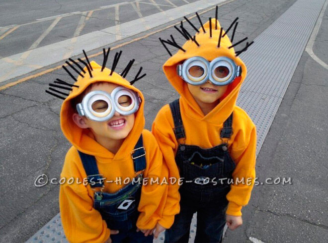 18 Halloween Twin Costumes Made for Two