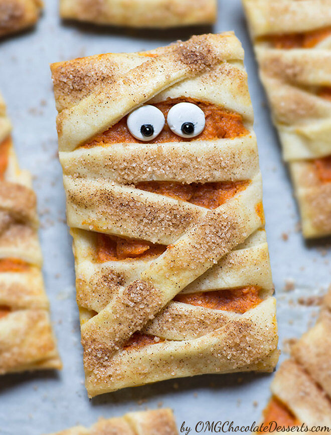 Halloween biscuit pumpkin