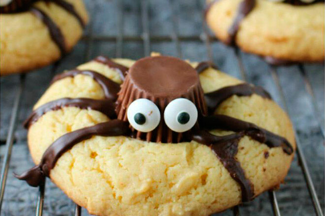 Halloween biscuit recipe