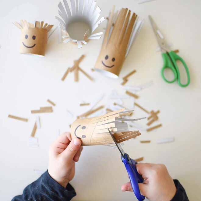 34 fun ways to fine-tune a toddler's fine motor skills ...