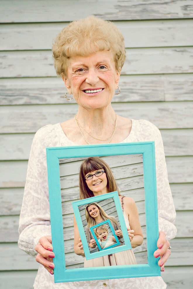 frame generational photo family