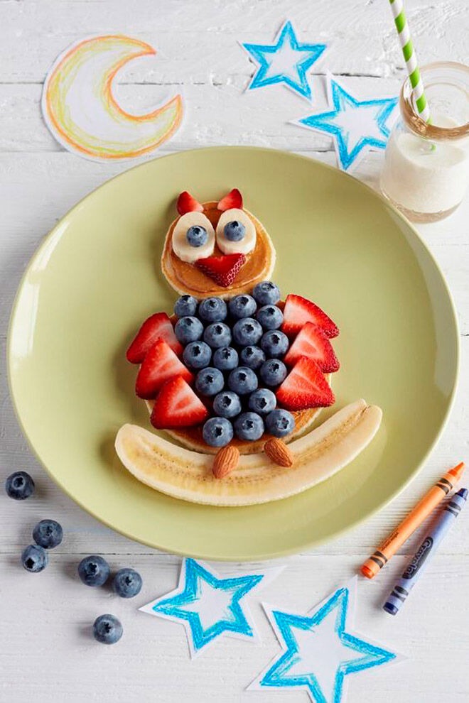 Owl pancakes with blueberries