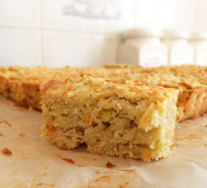 Nut-free slices - Apple & Oat Slice