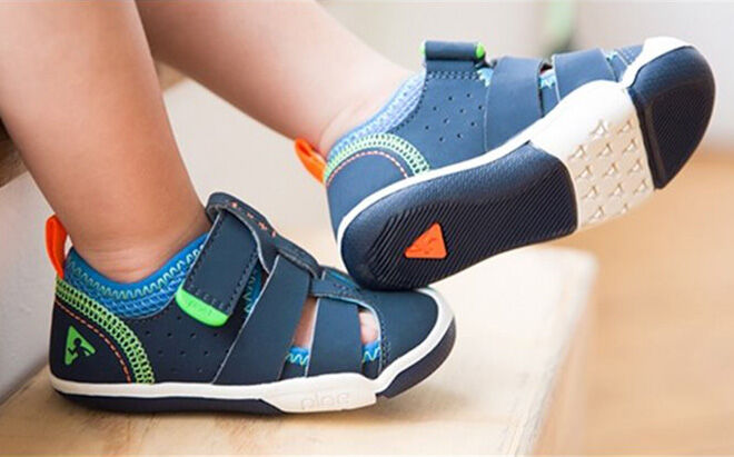 10 pairs of shoes toddlers can put on themselves