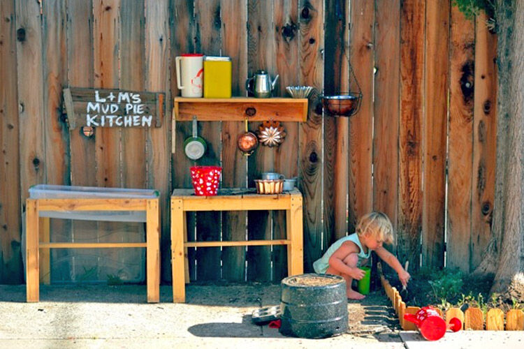 12 ingredients for creating the ultimate mud kitchen