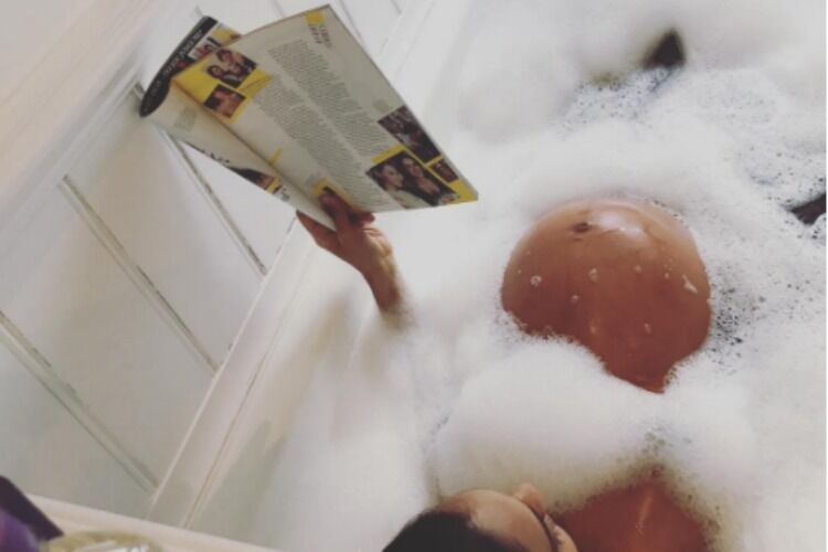 11 things to pop in the bath for your next photo shoot