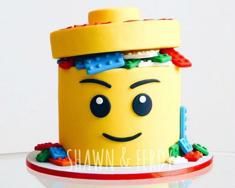 Simply Marvellous Cakes » Lego Head