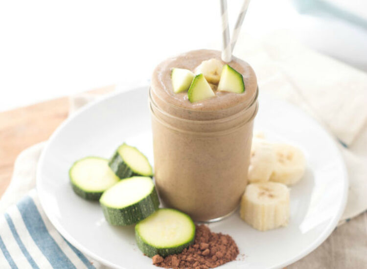 chocolate zucchini smoothie by Homemade Nutrition