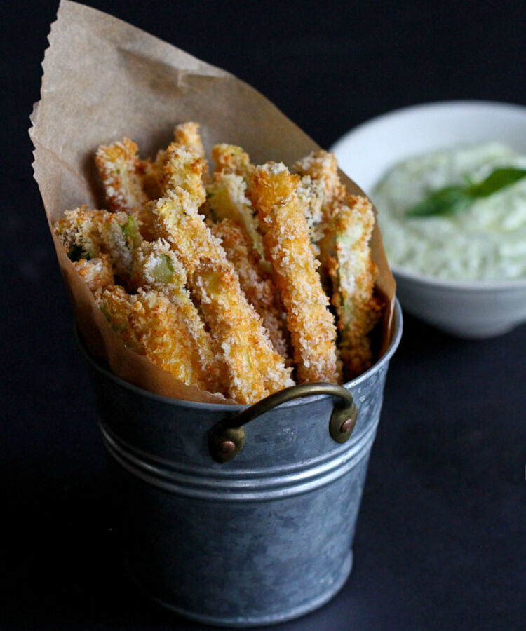zucchini fries by Canuck Cooking