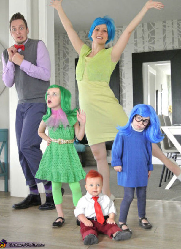 17 Family Halloween Costumes for the Whole Tribe