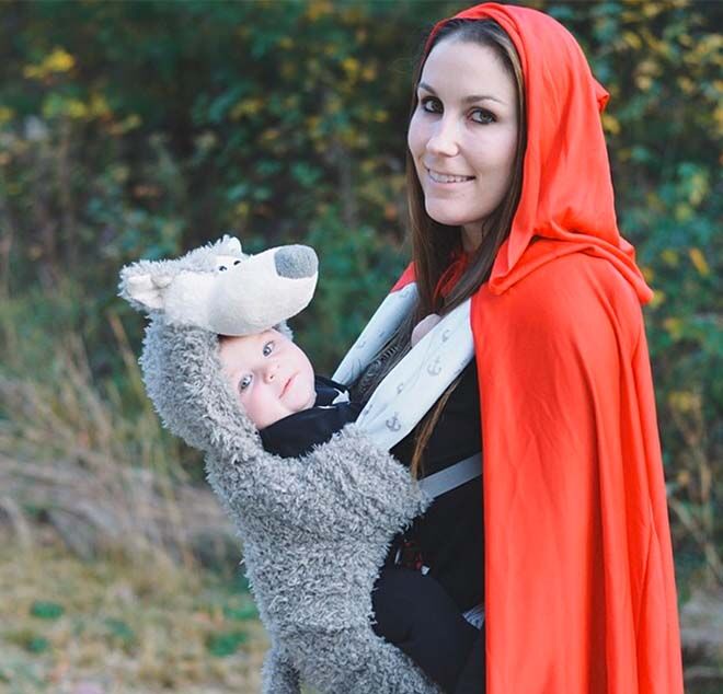 21 brilliant baby carrier Halloween costumes