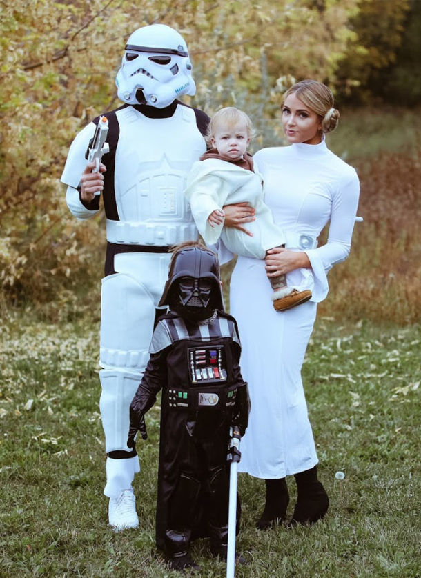 17 Family Halloween Costumes for the Whole Tribe