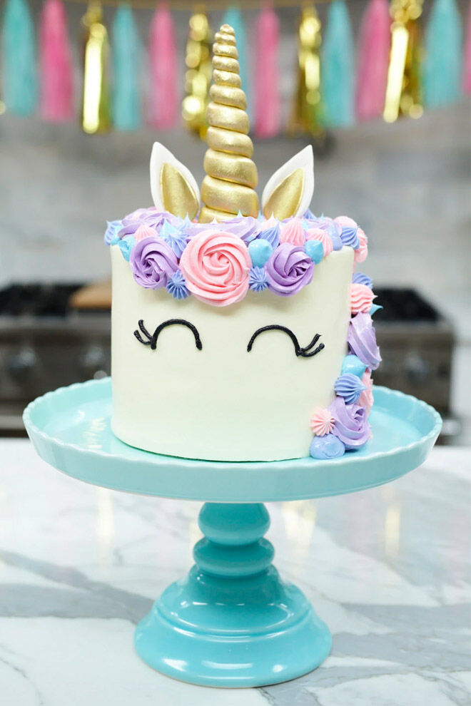 PartyToko Love Happy Birthday Cake Topper Acrylic Cute Unicorn Gold Cake  Top Decoration for Happy Birthday Party Wedding Supplies 1pcs : Amazon.in:  Toys & Games