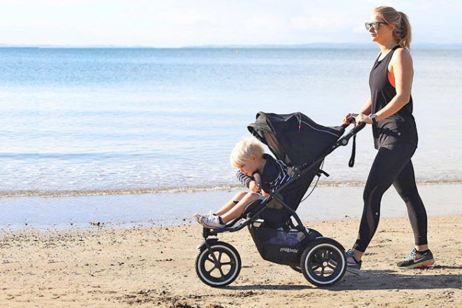 phil&teds sports pram on the beach