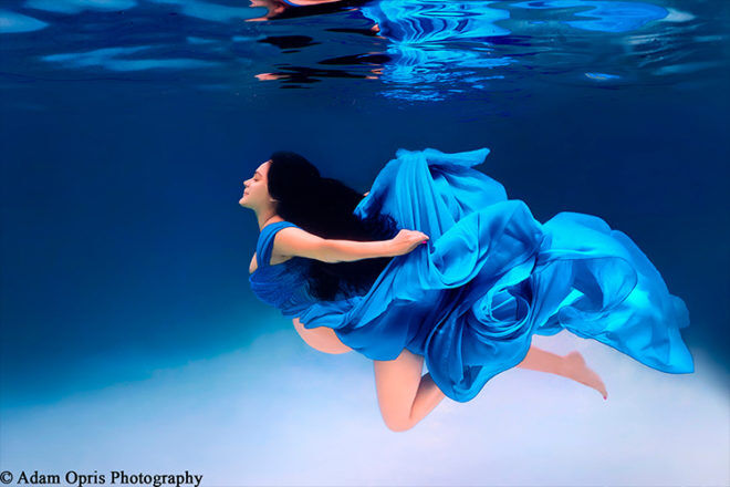 Adam Opris underwater maternity photography