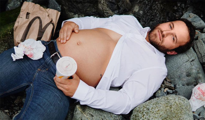 Nick Roberts dad food baby photo shoot