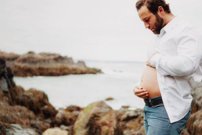 Nick Roberts Dad to be maternity photo shoot