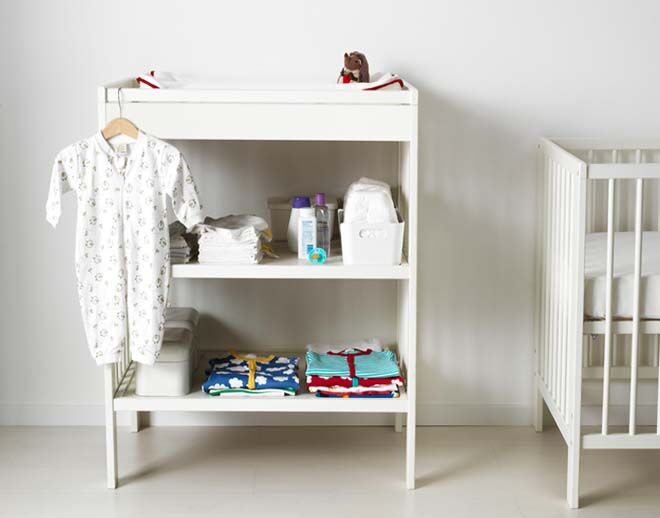 Ikea Gulliver Changing Table with shelves
