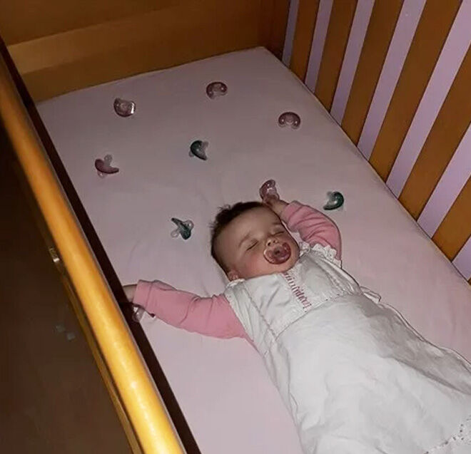 Way to stop baby crying for dummy at night