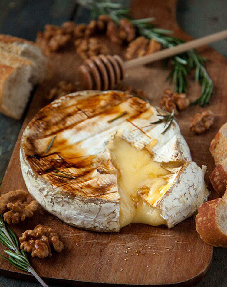 Baked camembert cheese