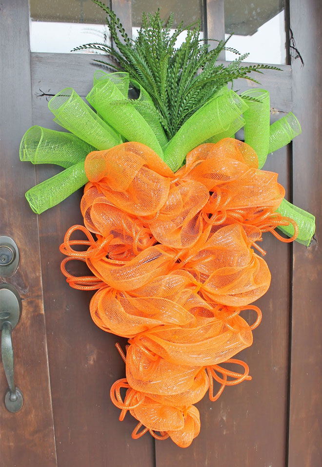 Carrot Easter door decoration