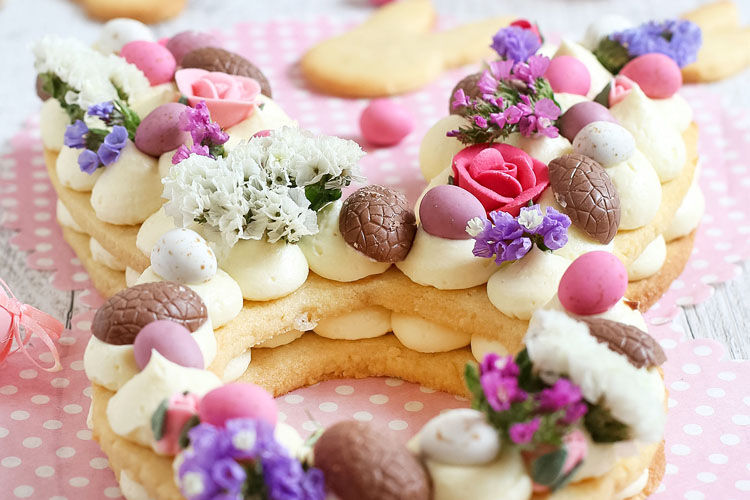 Easter bunny cream tart