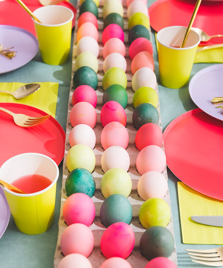 Easter egg table runner