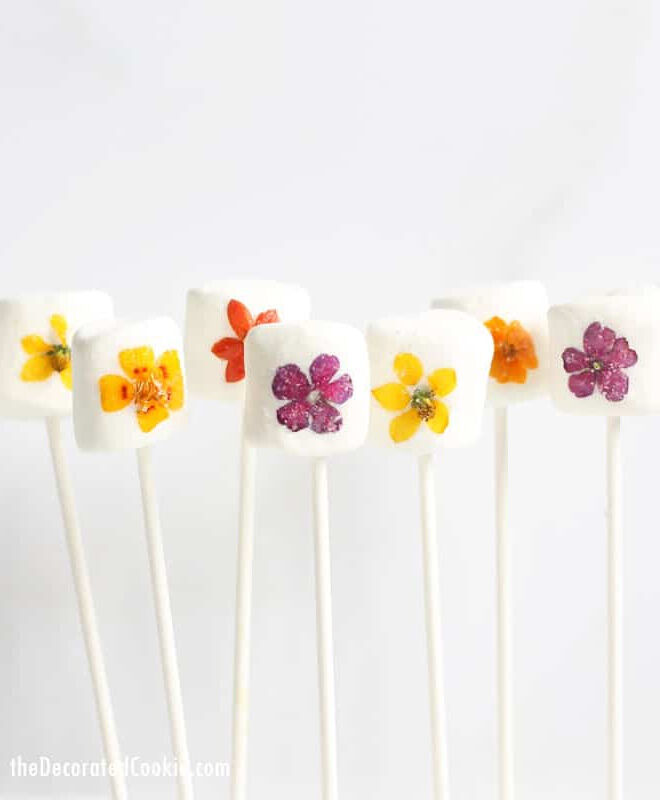 Flower marshmallow pops Mother's Day craft