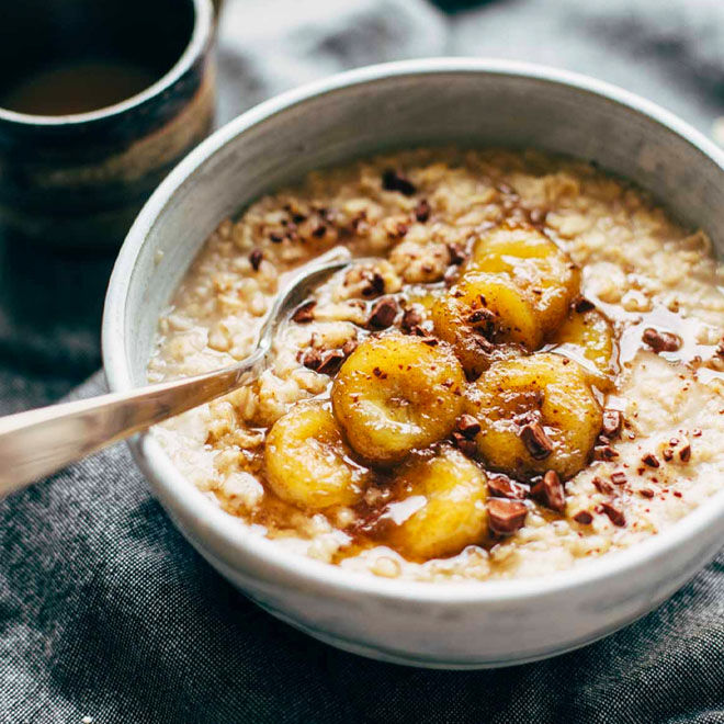 Caramelised banana porridge with chocolate chips